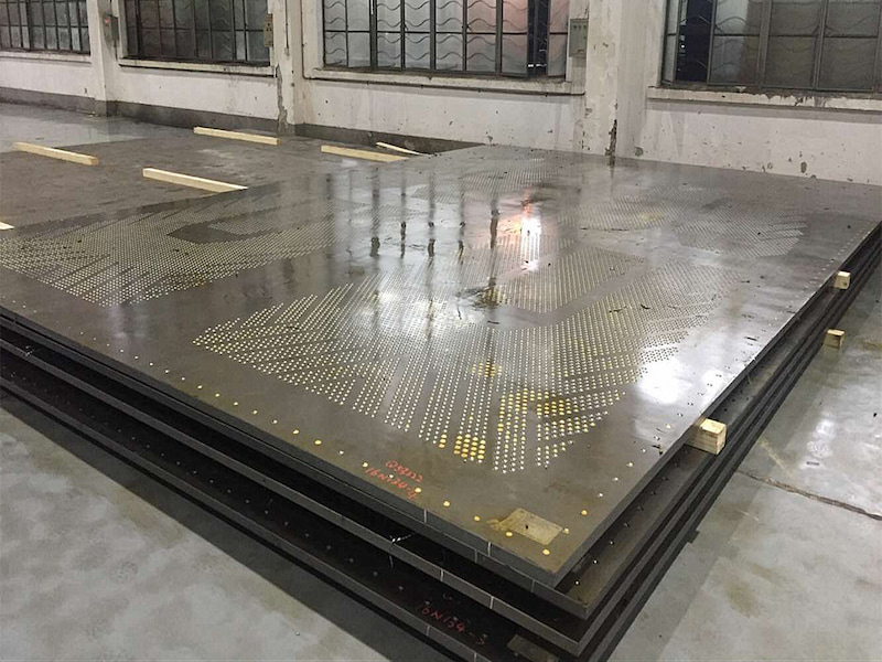 Titanium steel composite plate