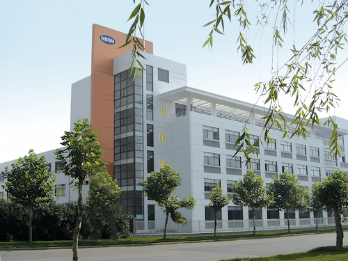 顺利通过监管审查，扩大了复合板的应用范围。